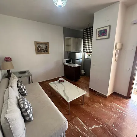 Alfonso Xii Center Apartment