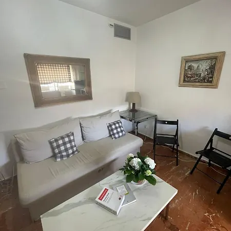 Alfonso Xii Center Apartment *