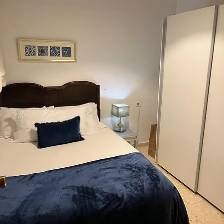 Alfonso Xii Center Apartment *